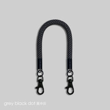 Load image into Gallery viewer, Grey black dot 黑中灰 -「金屬版」多用途電話繩連電話扣