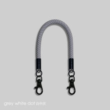 Load image into Gallery viewer, Grey white dot 白中灰 -「金屬版」多用途電話繩連電話扣