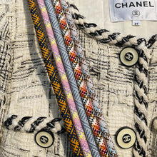 Load image into Gallery viewer, Wien 維也納 -「金屬版」多用途電話繩連電話扣