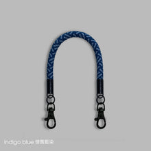 Load image into Gallery viewer, Indigo blue 懷舊藍染 -「金屬版」多用途電話繩連電話扣