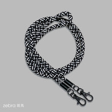 Load image into Gallery viewer, Zebra 斑馬 -「金屬版」多用途電話繩連電話扣
